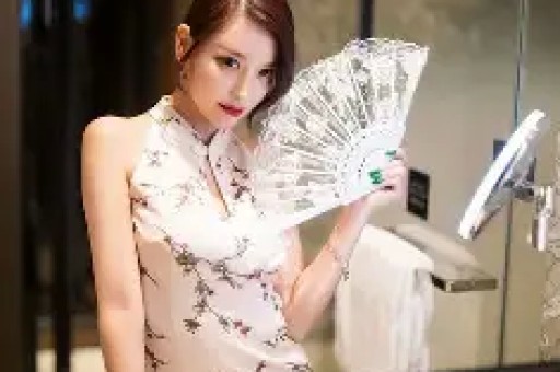 主播说丨央视曝光！新能源车企“锁电”坑惨车主车主哭诉：续航510实际跑不到300