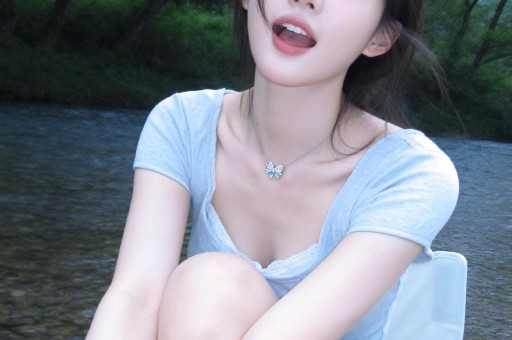 陪睡陪玩已过时！又一女星自曝潜规则当众被强吻、伸手进裤子